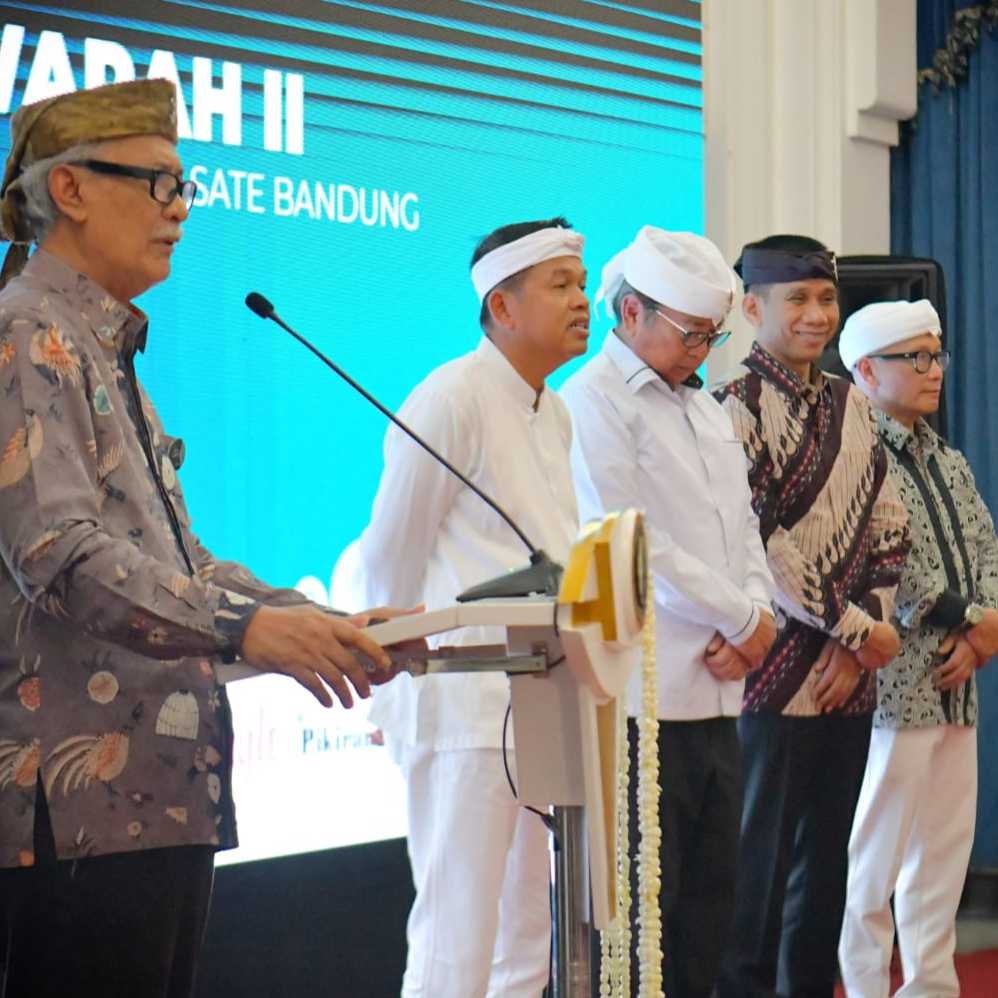 IMGDonec metus orci, malesuada et lectus vitae